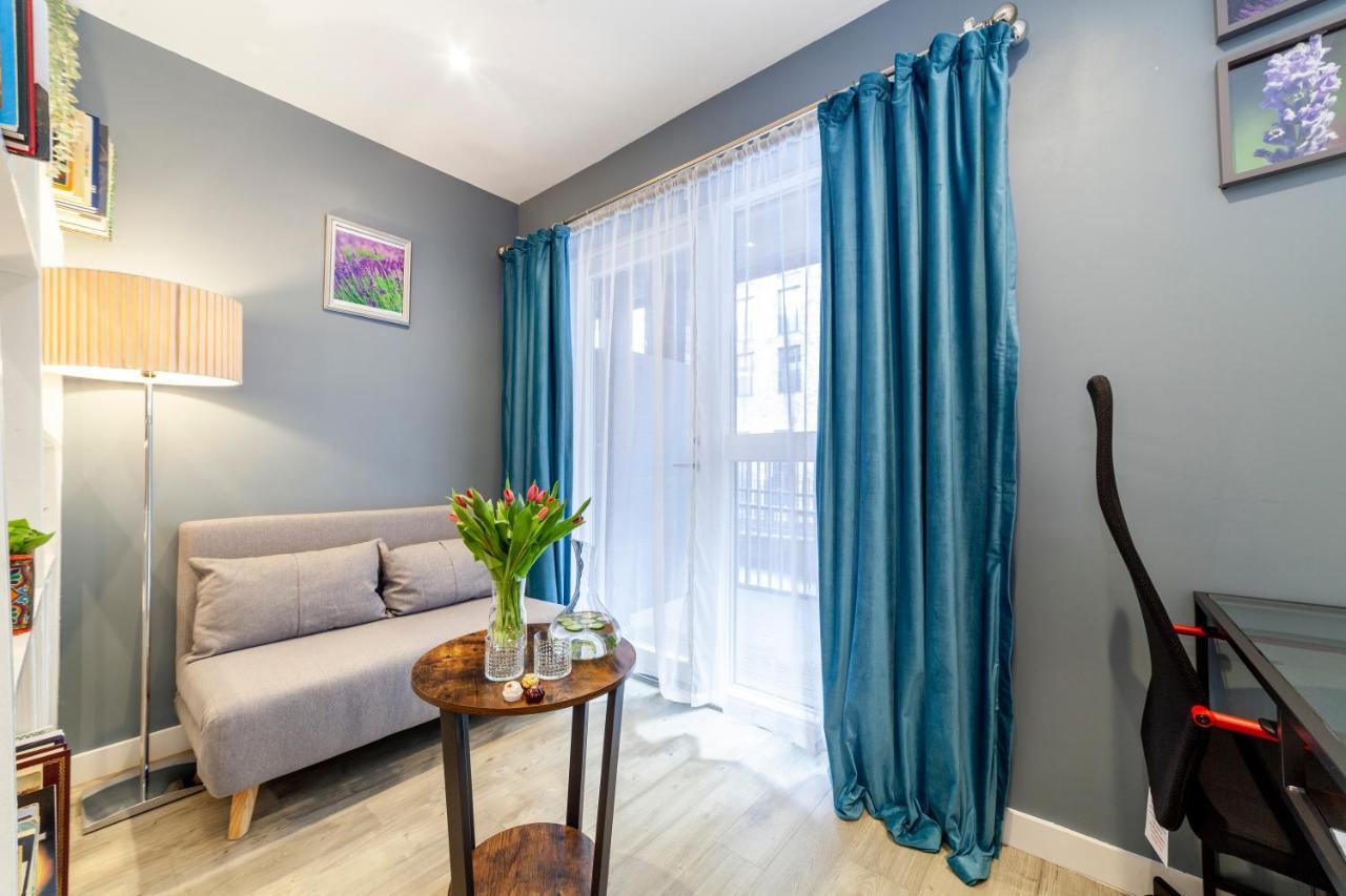 Ferienwohnung Private Double Bd With Optional Balcony, 15 Mins To London Cc Exterior foto